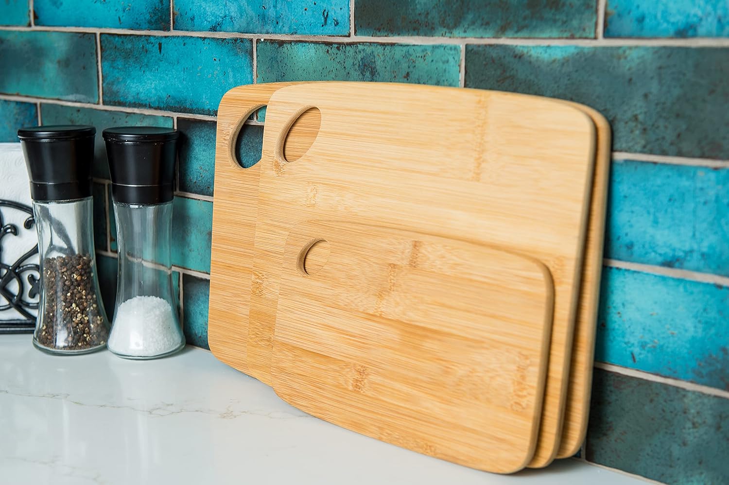Lipper International 839 Bamboo Wood Thin Cutting Board with Oval Hole in Corner, Assorted Sizes, Set of 3 - Image 4